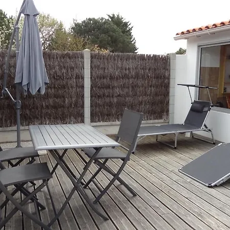 De La Bougueniere-maison Individuelle Feriehus *
