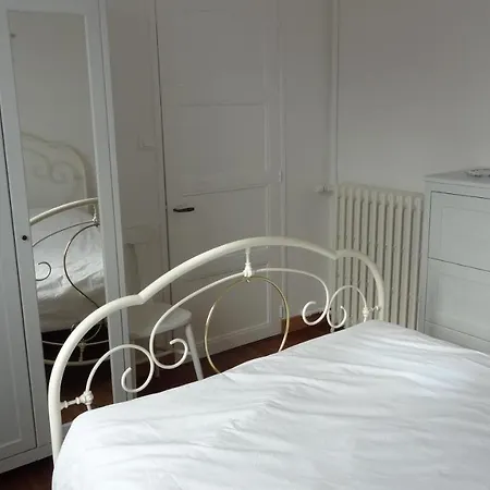 De La Bougueniere-maison Individuelle